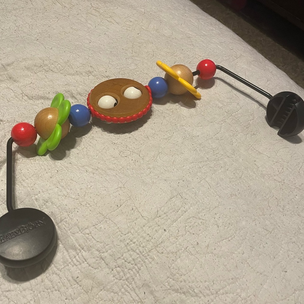 Baby Bjorn toy bar